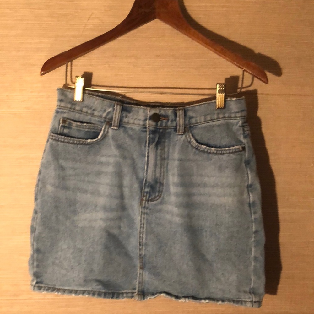 Billabong denim mini skirt waist size 28